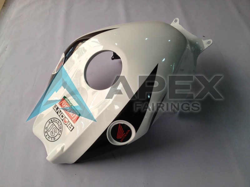 White Glossy Black Rizoma Playboy - Honda CBR1000RR Fireblade SC59 II (2012-2016) ABS Fairings | Apex Fairings — view 4