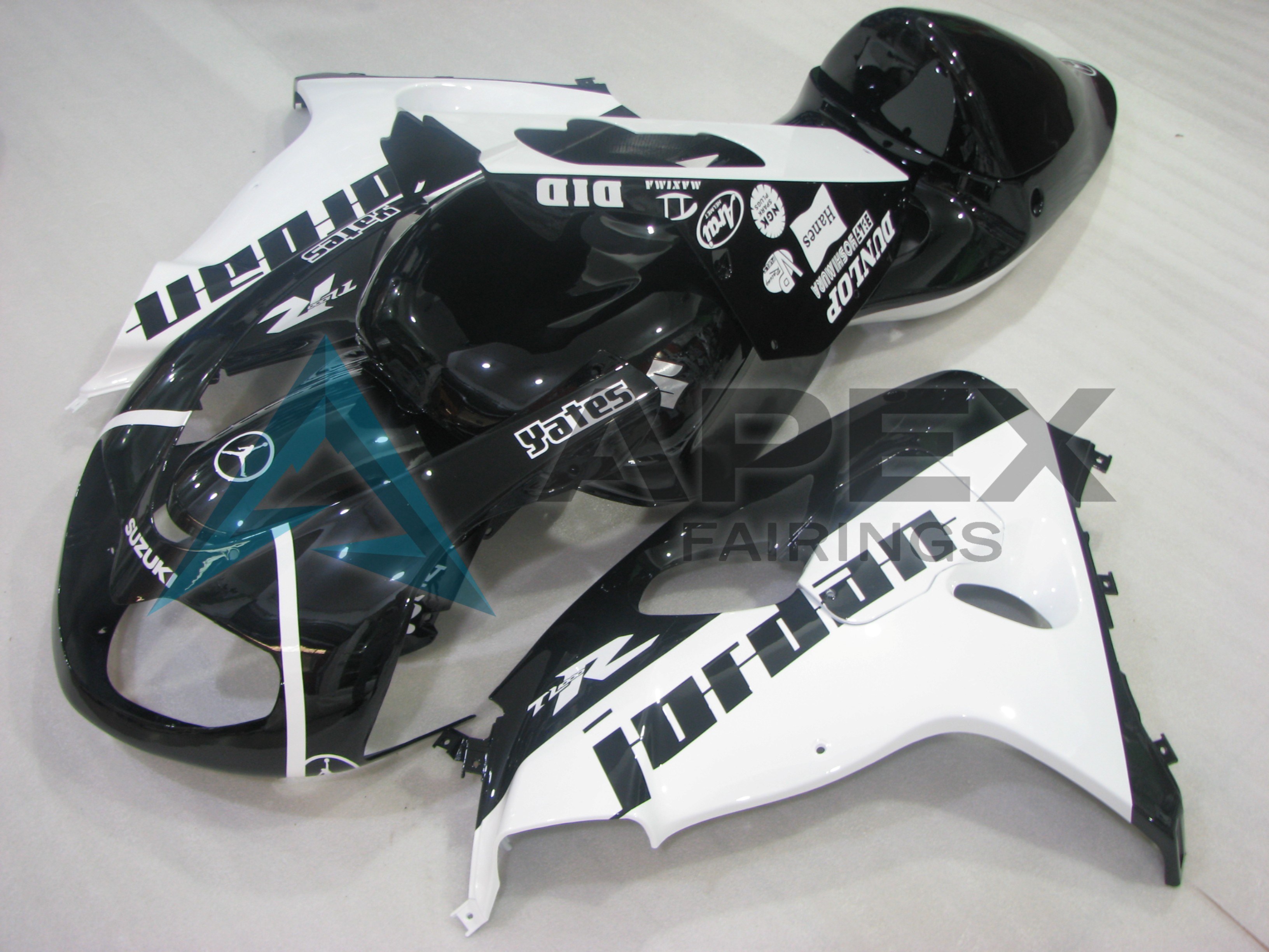 Gloss White & Black - Suzuki TL1000R (1998-2003) ABS Fairings — Style 21GTRS | Apex Fairings