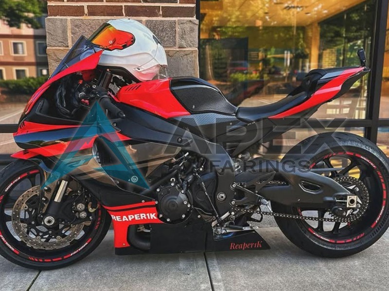 Red Black Silver - Yamaha R1 / YZF-R1 (2015-2019) ABS Fairings | Apex Fairings — view 4