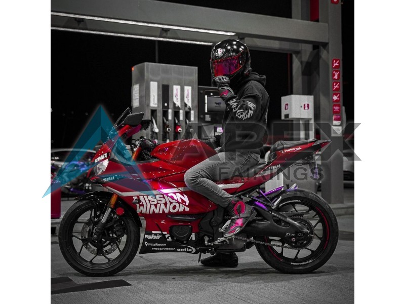 Dark Red White Silver Black Valsir - Yamaha R3 / R25 / YZF-R3 / YZF-R25 (2019-2021) ABS Fairings | Apex Fairings — view 3